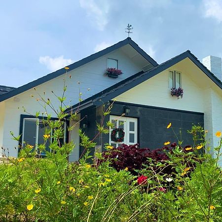 Hounon White Chimney Cottage Ранау Екстериор снимка