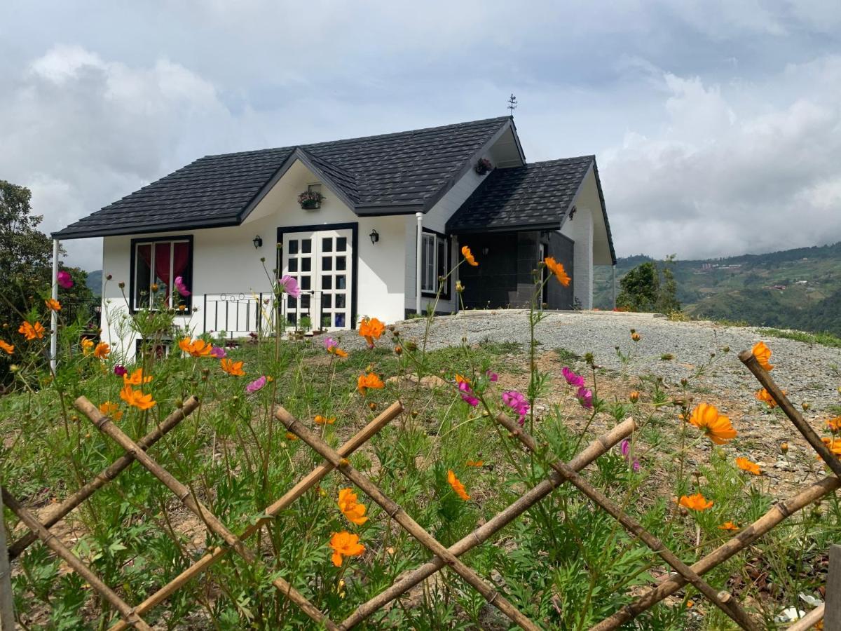 Hounon White Chimney Cottage Ранау Екстериор снимка